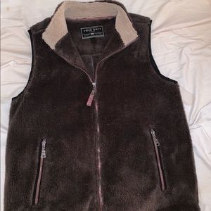 Men’s True Grit Fleece Vest